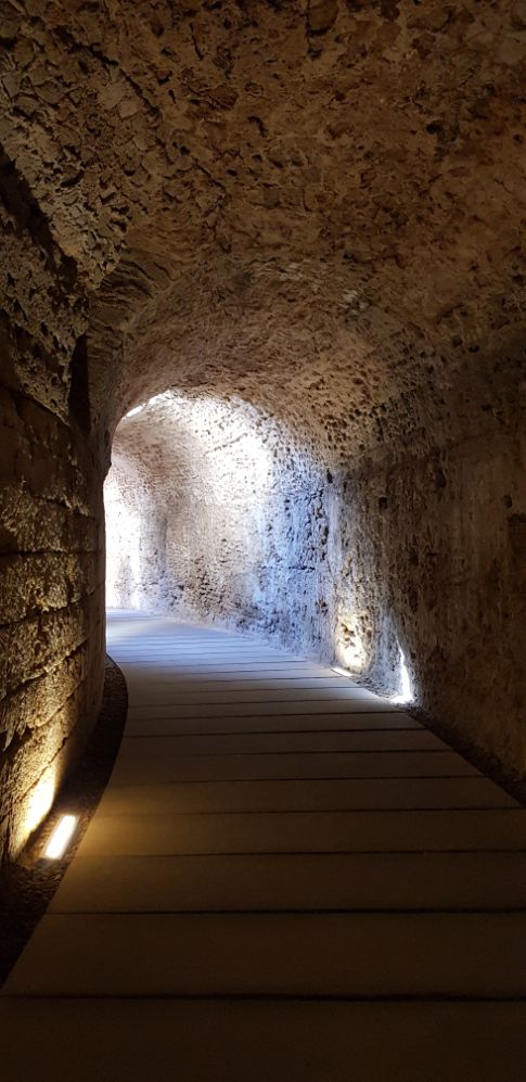 Cadiz, tunnel onder Teatro Romano