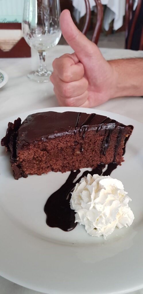 Cadiz, Café Royalty