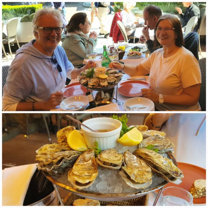 Bretagne, Saint-Malo, oesterlunch in 'Le Café de St Malo'