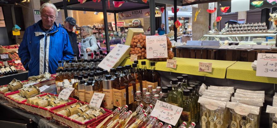 Frankrijk, Périgord, Sarlat-la-Canéda, overdekte markt in kerk